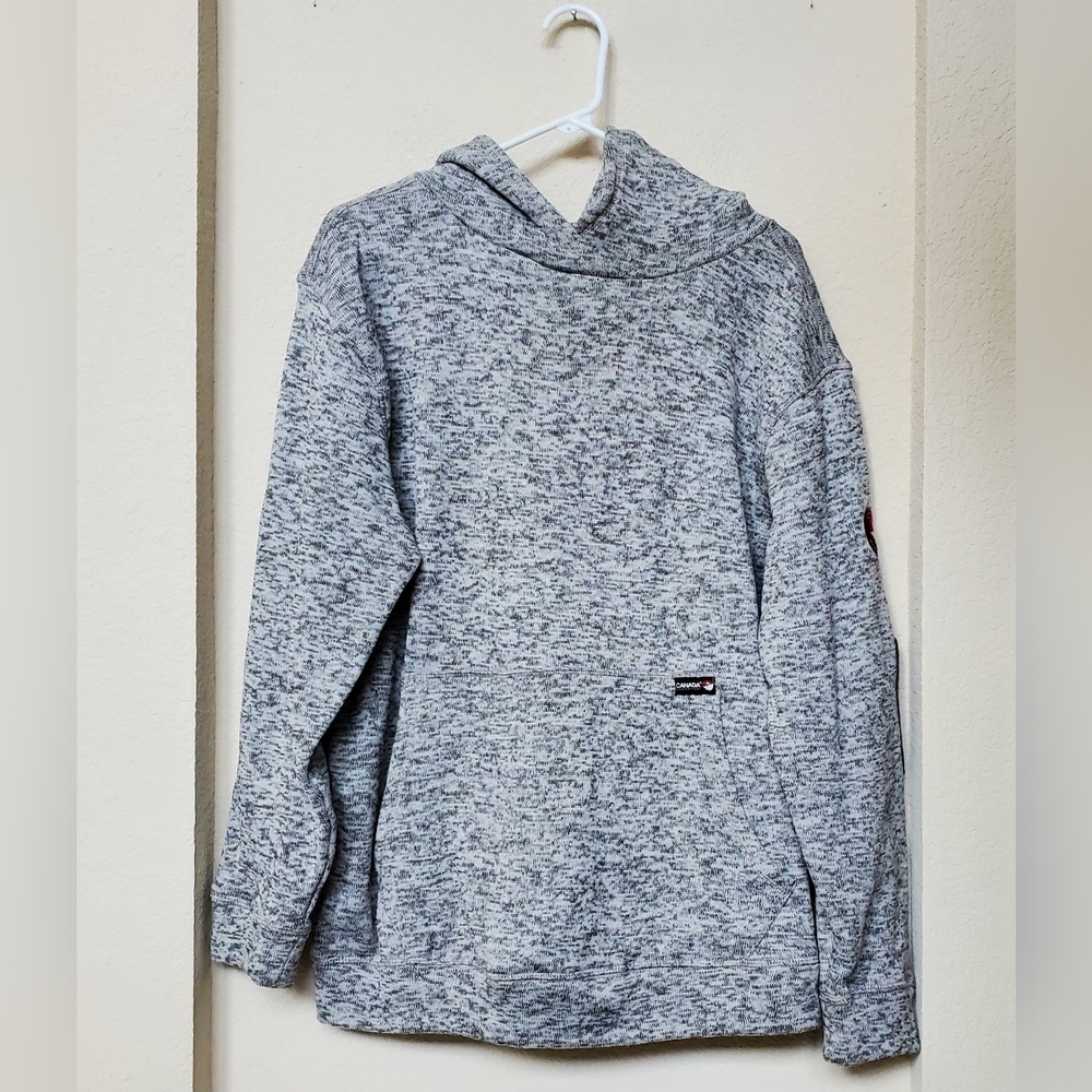 Canada Weathergear Hooded Pullover.  Size Large
